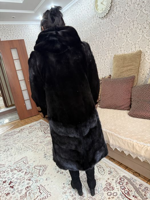 Продается норковая шуба