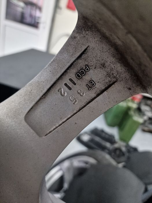 Гуми с Джанти за Mercedes ML W166 235/65 R17 Continental 2018