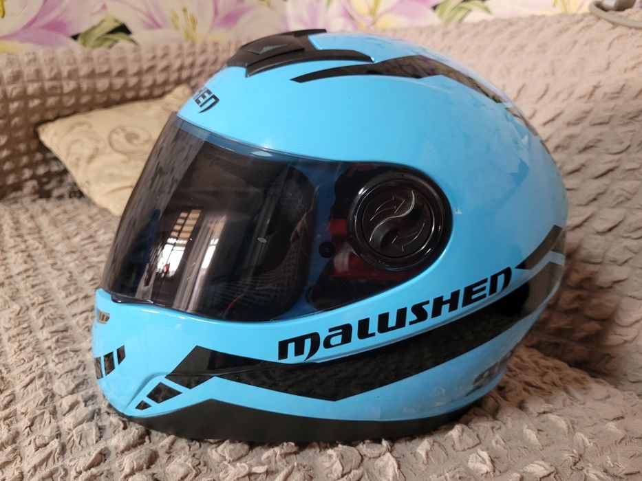 Шлемы для мотоцикла и скутера