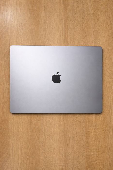 Macbook Pro 16 дюйм М1 16/1TB
