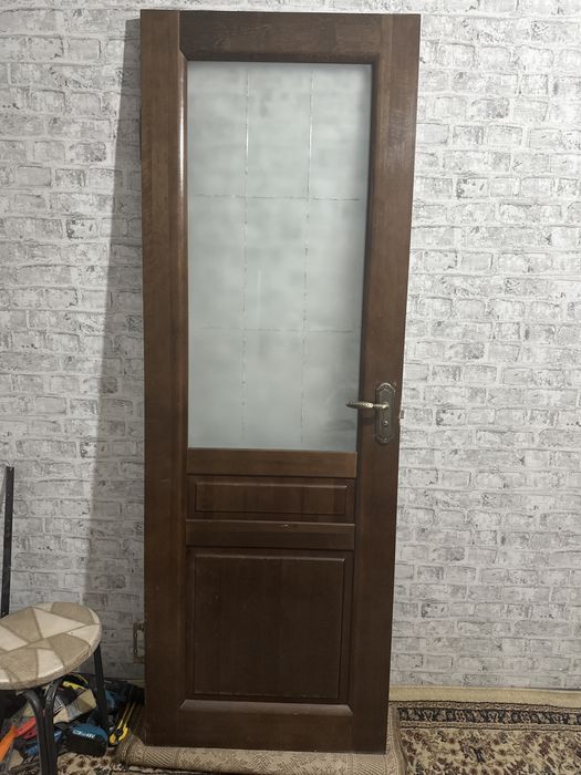 Продам двери б/у