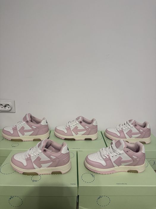 Off White Out Of Office Roz (36,37,38,39,40 STOC)