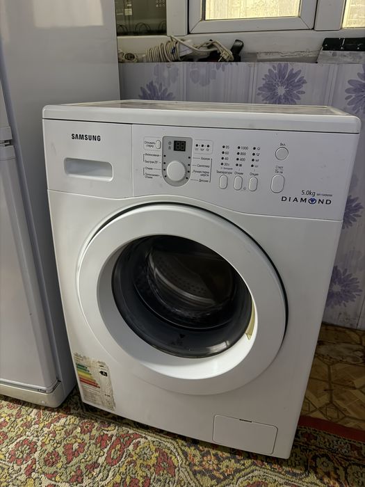 Продам Холодильник с Машинкой