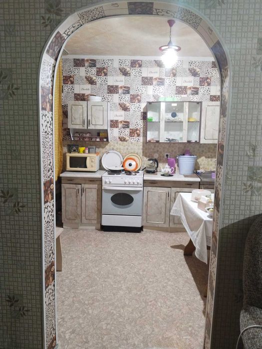 Продам квартиру Абая 72