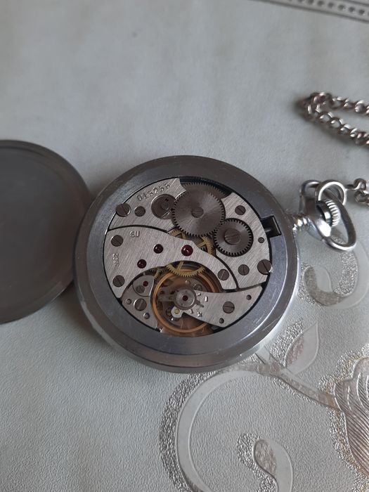 Карманные часы Молния 40лет победы