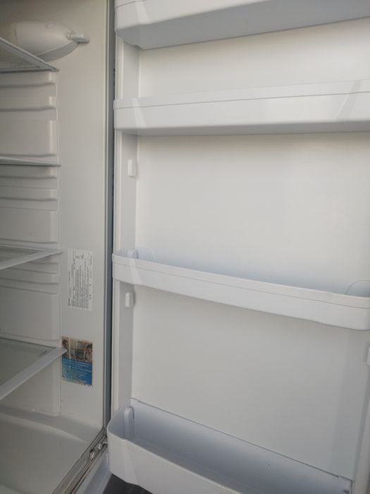 Продам холодильник Индезит