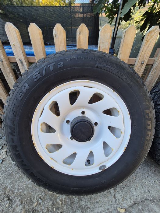 Jante cu cauciucuri iarna Suzuki vitara jlx 205/70 R15