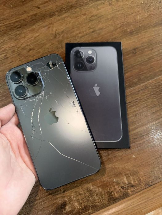 Продаётся iphone 13pro оригинал, 256гб, емкость 93%