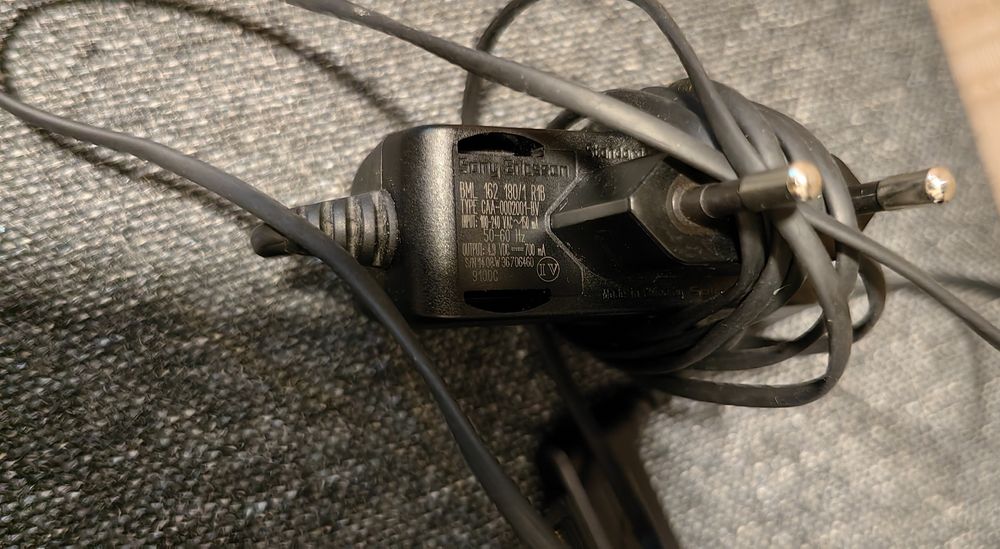 Telefon mobil Sony Ericsson V630i de colecție nu smartphone