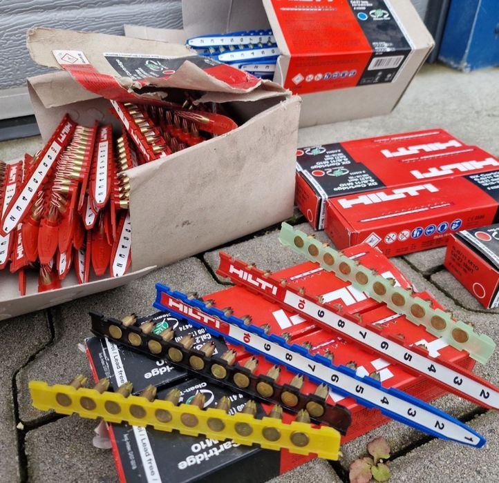 Hilt Capse /Cuie pentru  fixarea profilelor metalice/Cuie /Capse  Prof