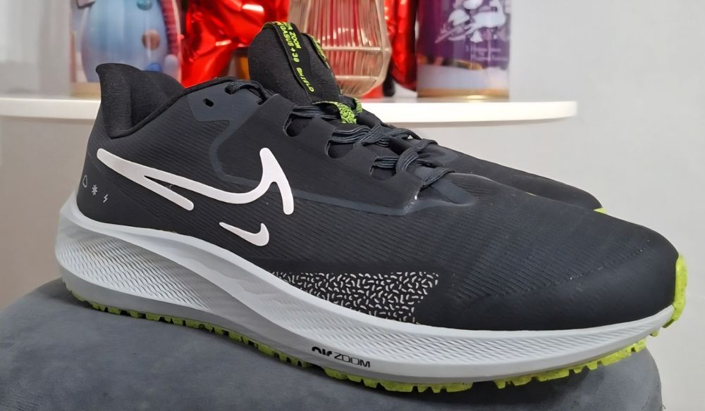 Nike  Air Zoom Pegasus 39 Shield