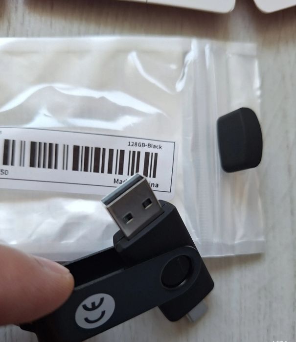 Memorie Flash cu mufa USB si cu mufa tip C  128 GB