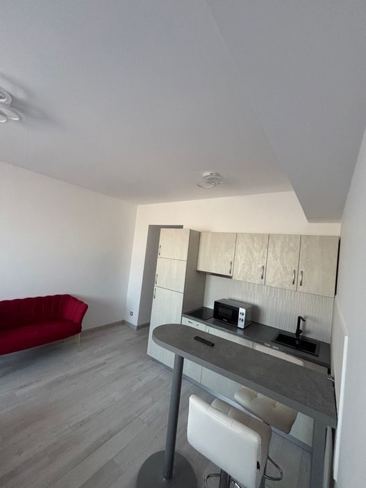 Regim Hotelier / Apartamente cu 2 și cu 3 camere / Rin Grand Residence