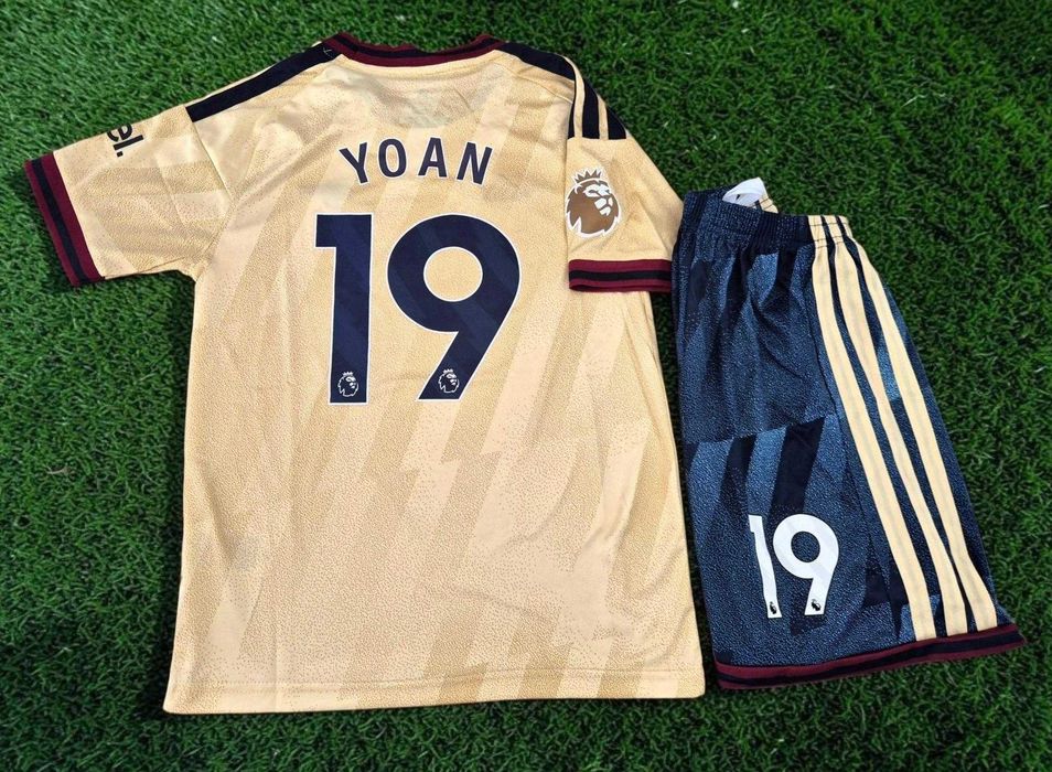 НОВО 26/27! Футболни екипи ARSENAL, PSG, Liverpool, Man United, CHELSEA, Bayern, Juventus с ИМЕ и НОМЕР по избор!