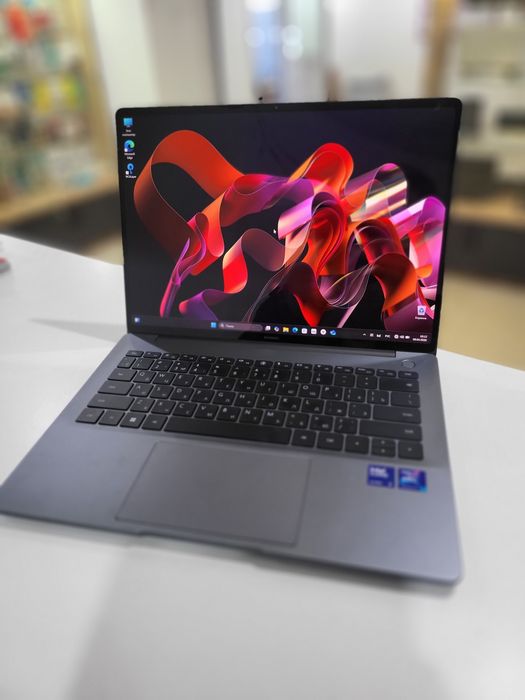 Ноутбук НОВЫЙ Huawei MateBook 14 /