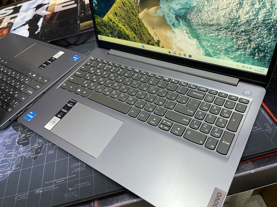 Lenovo ideapad 3 Core i3-1215U/8Gb/256Gb