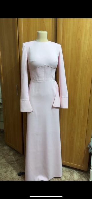 Очень нежное вечернее платье