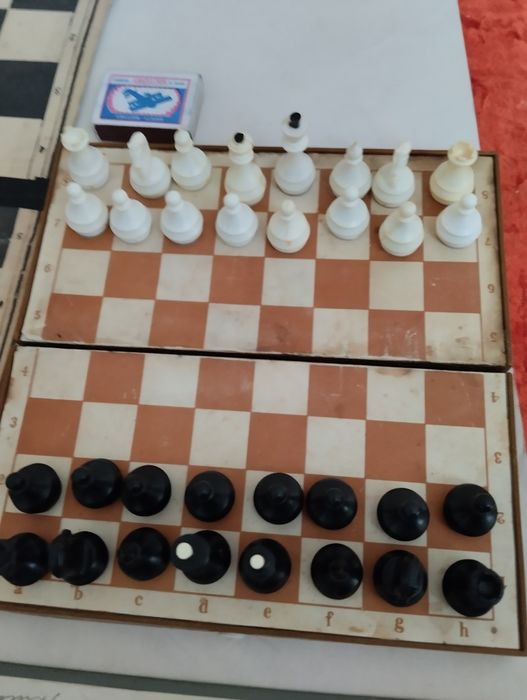 Шахматы продам корболитовые