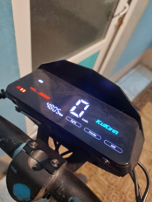 Trotineta kukirin g 2