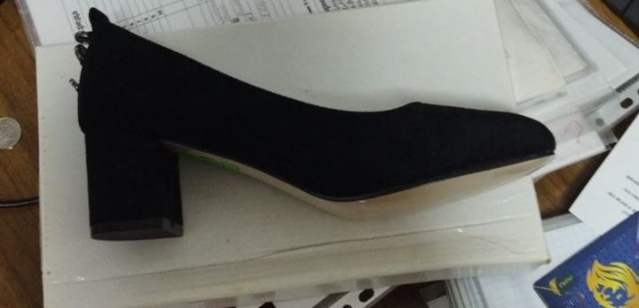 Туфли замшевые 40 размер на небольшом каблуке