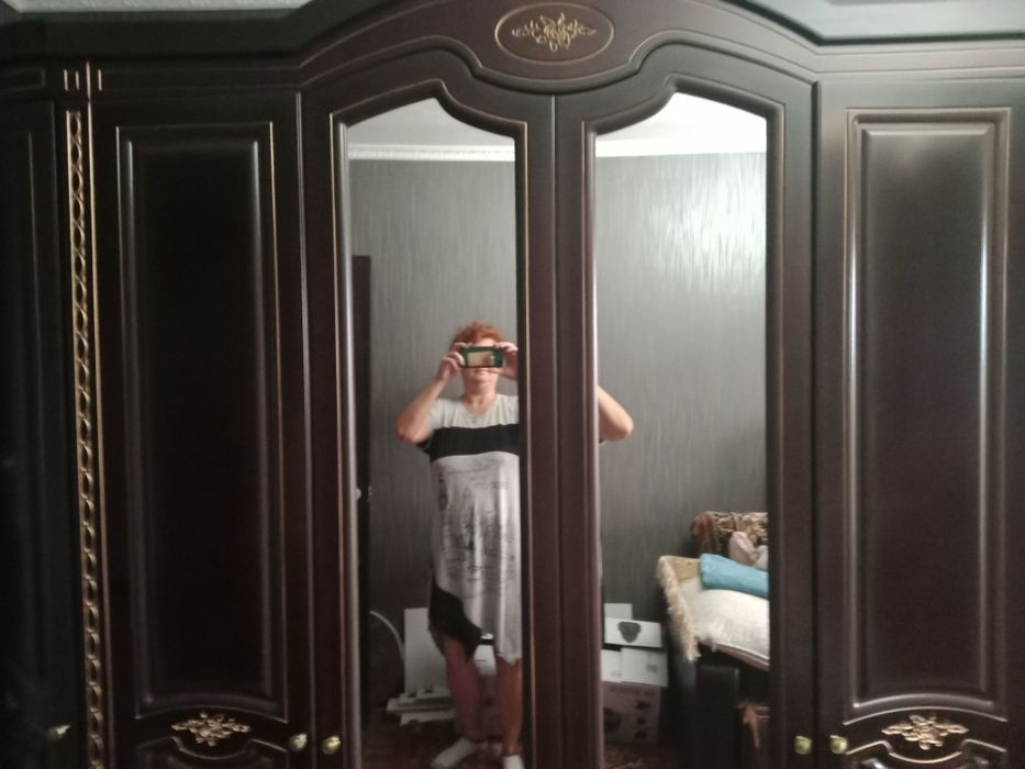 Продам шкаф платяной