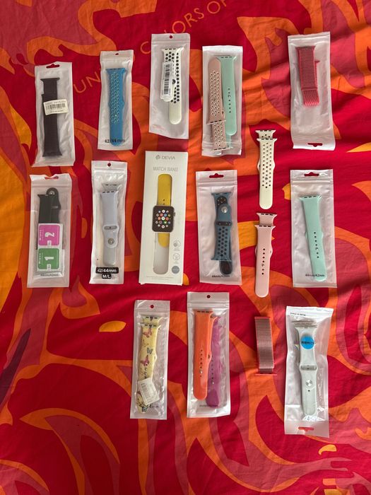 Apple Watch 5 series 44 mm с ПОДАРЪК с 19 каишки и кейс