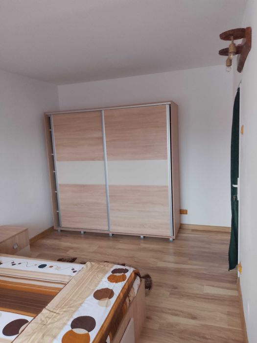 Apartament de inchiriat