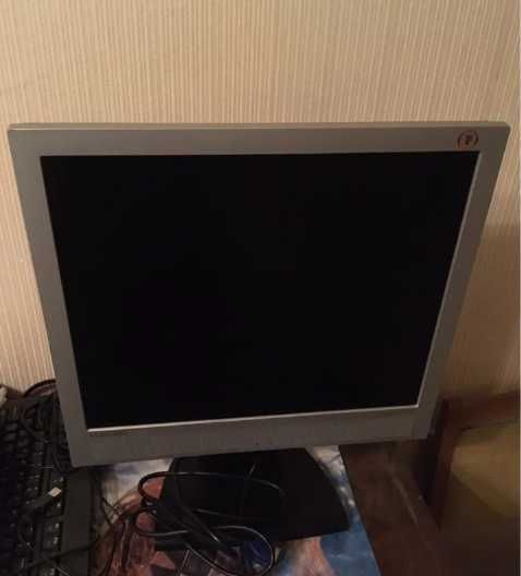 Монитор Samsung SyncMaster 173B