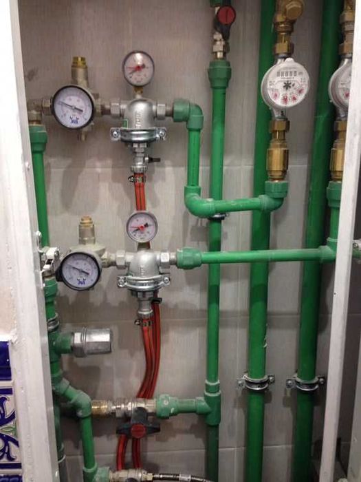 Установка счётчиков воды услуги профессиональный специалистов