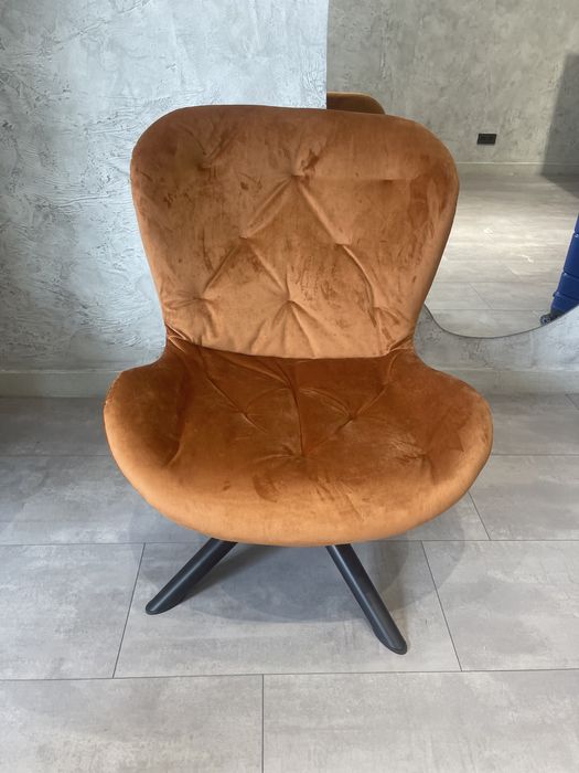 Кресло стильное