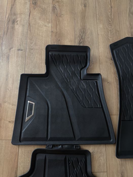 Covorase Fata + Spate BMW X5 , X6 , X7 G05 G06 originale stare perfecta