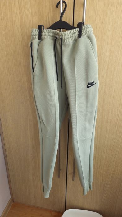 Анцуг Nike Sportswear Tech Fleece 146-156