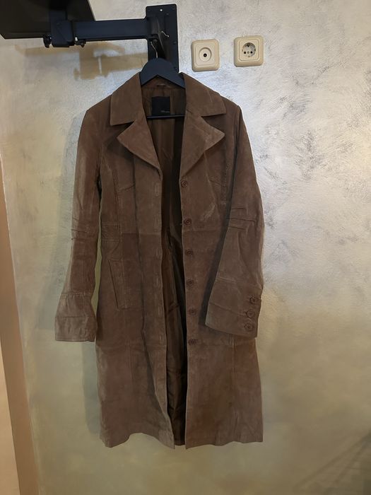 Дамско велурено палто