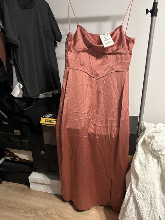 Rochie satin Zara noua cu eticheta