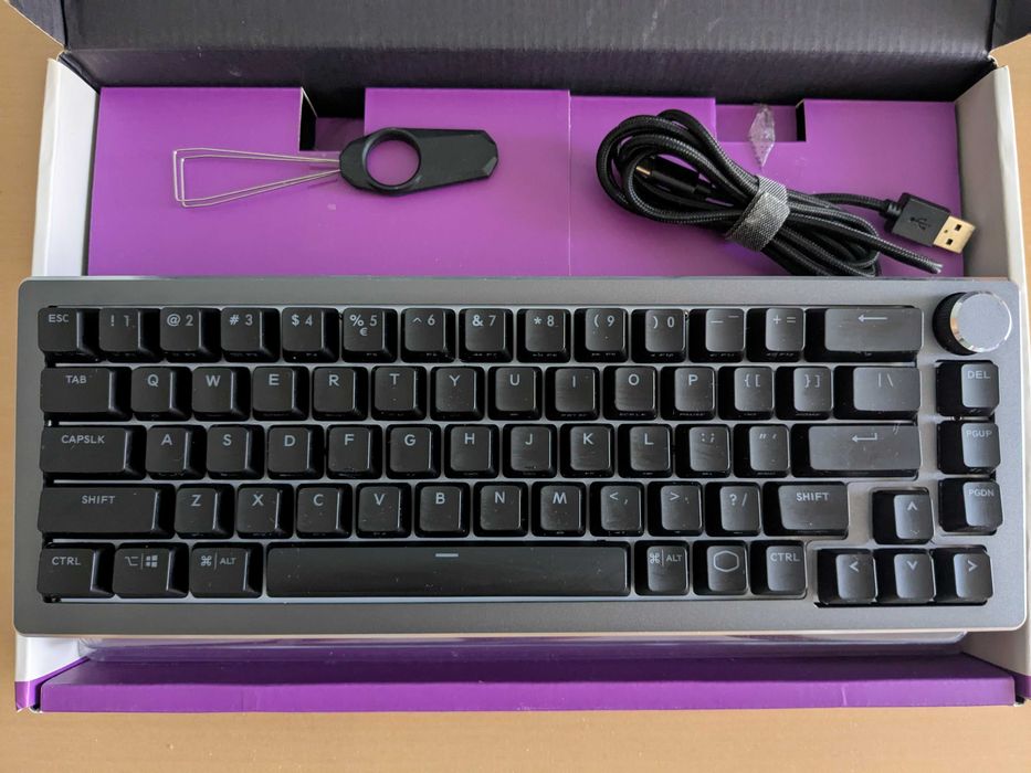 Механична клавиатура Cooler Master CK721 (65% USB, Bluetooth, 2.4GHz)