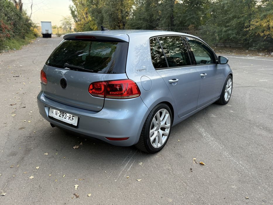 Golf 6 TEAM  1.2  2010  Led / Xenon / Navigatie