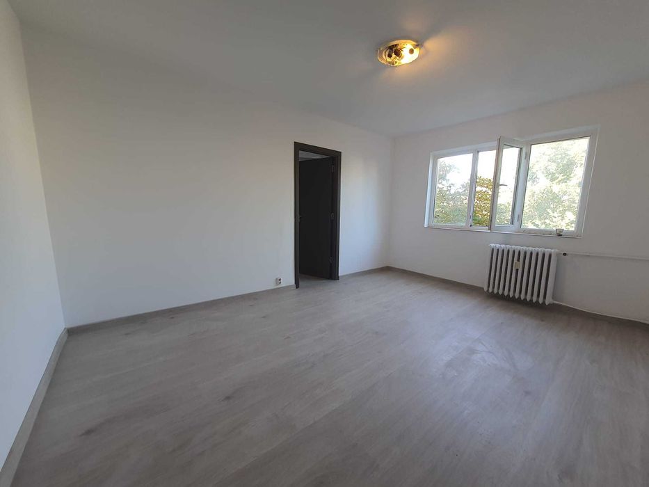 Apartament 3 camere, Tomis Nord – Str. Tulcei | Etaj 3/4 | Amenajat recent