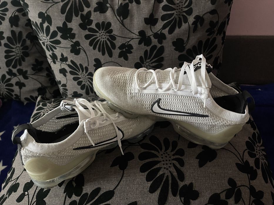 Adidasi Vapormax marimea 44