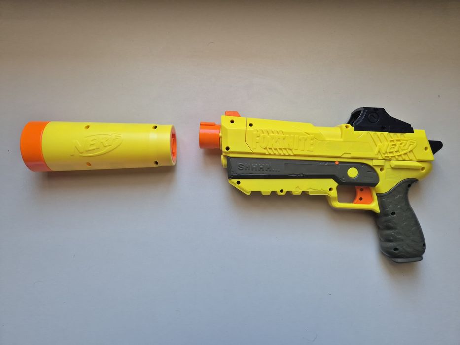 Пистолет Nerf Fortnite