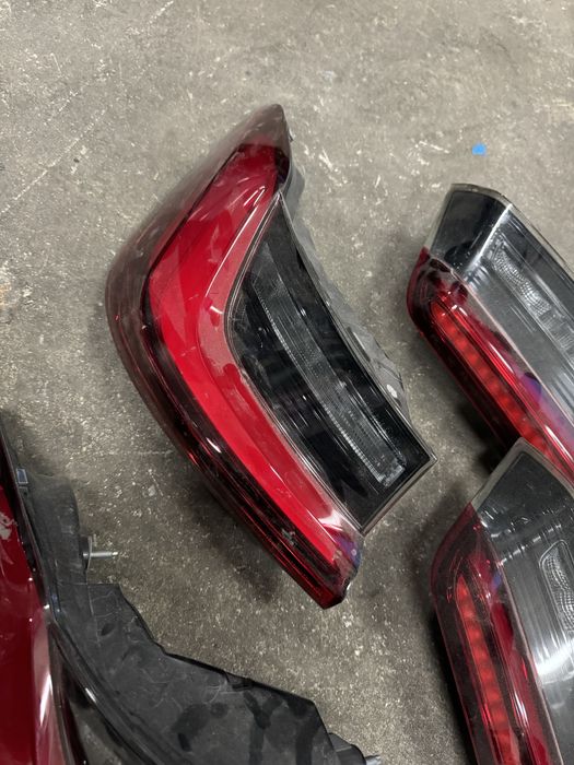 Bmw g20 европейски стопове жълт мигач