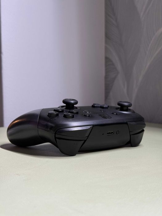 Controller Nintendo Switch Pro original, stare excelentă, primul model