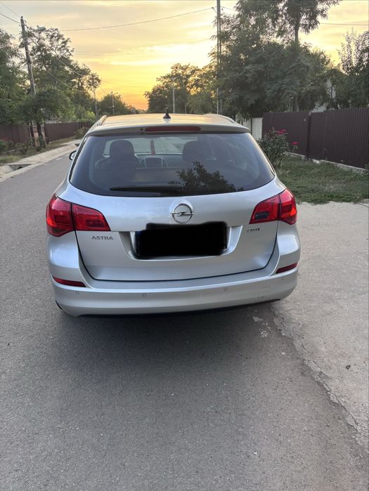 OPEL Astra 2013 — imagine 2
