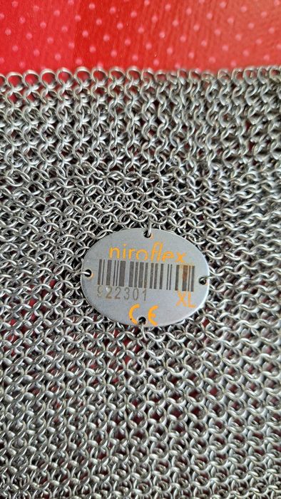 Метална ръкавица за транжиране