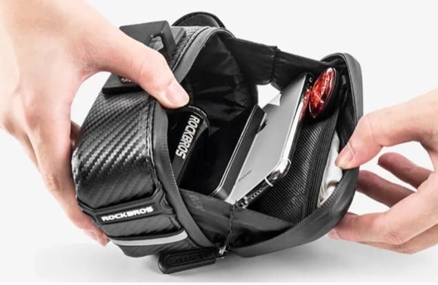 Borseta geanta impermeabila Rockbros sub sa bicicletă sea 1.5 l mtb
