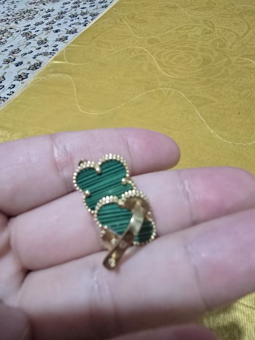 Золотой серьги 3.8 гр за 40