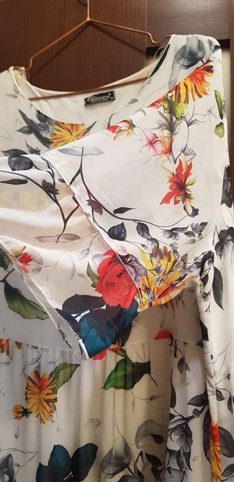 Женская нарядная одежда