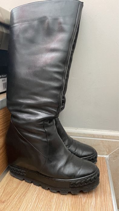 Дамски зимни ботуши (скрита платформа) - 37 р-р