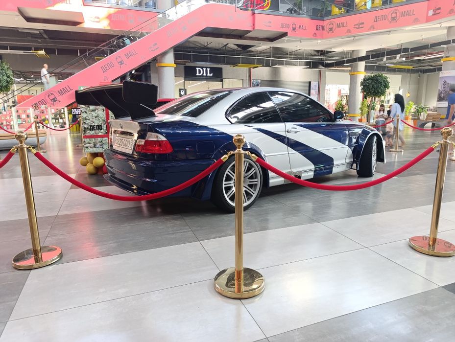 Игровое кресло компьютерное кресло:- Эргоном.форма и спортивный дизайн