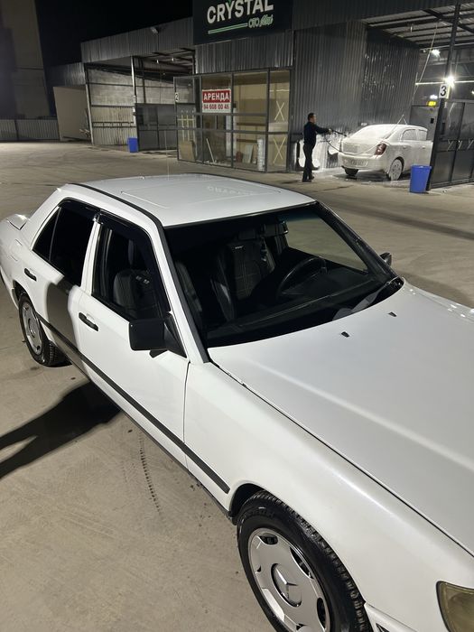 Продаётся Мерседес w124 230e