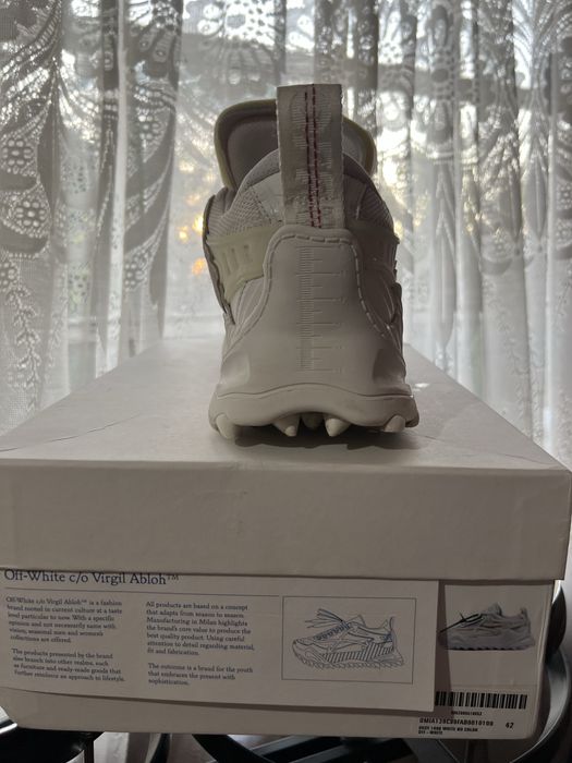 Vand off white marimea 42